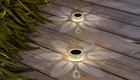 Flower Pattern Solar-Powered Garden Lights